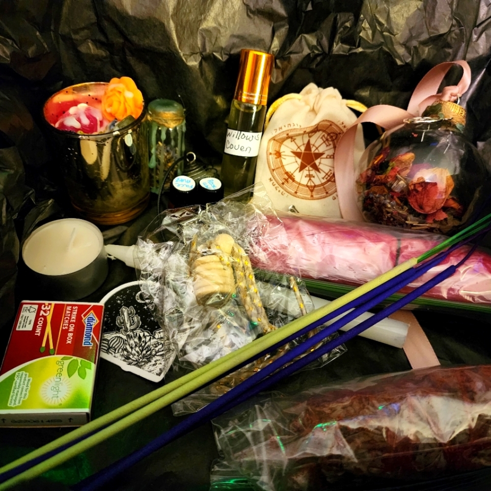 Witches mystery boxes